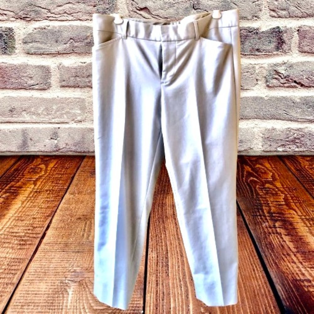 GAP Womens Size 8 Straight Khaki Stretch Pants Chinos * Length is Altered